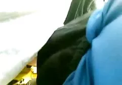 Ładna dziewczyna, ładny samochód ssie i seks filmiki erotyczne pieprzy