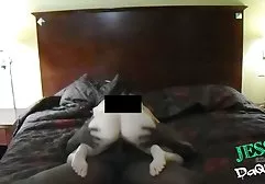 Piękna filmy erotyczne sexrura dostaje silny orgazm